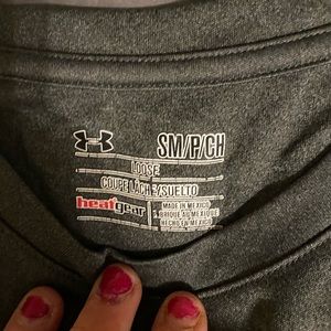 Under armor shirt small